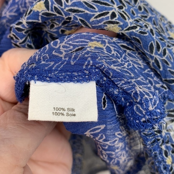 Urban Outfitters Lux: Silk V neck sheer floral sleeveless tunic top blouse EUC - Picture 7 of 7